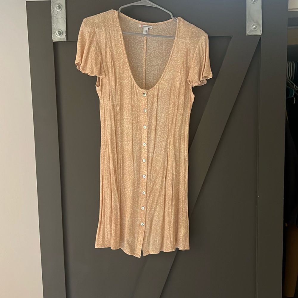 Short dress. Flowy.
